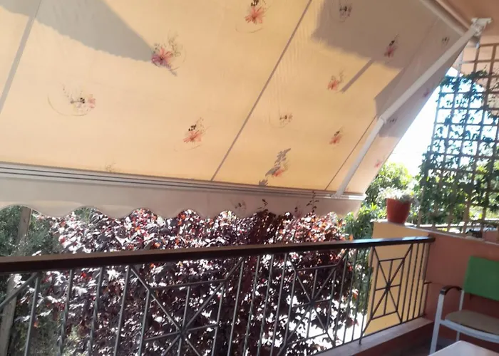 Alexander \'S Apartment